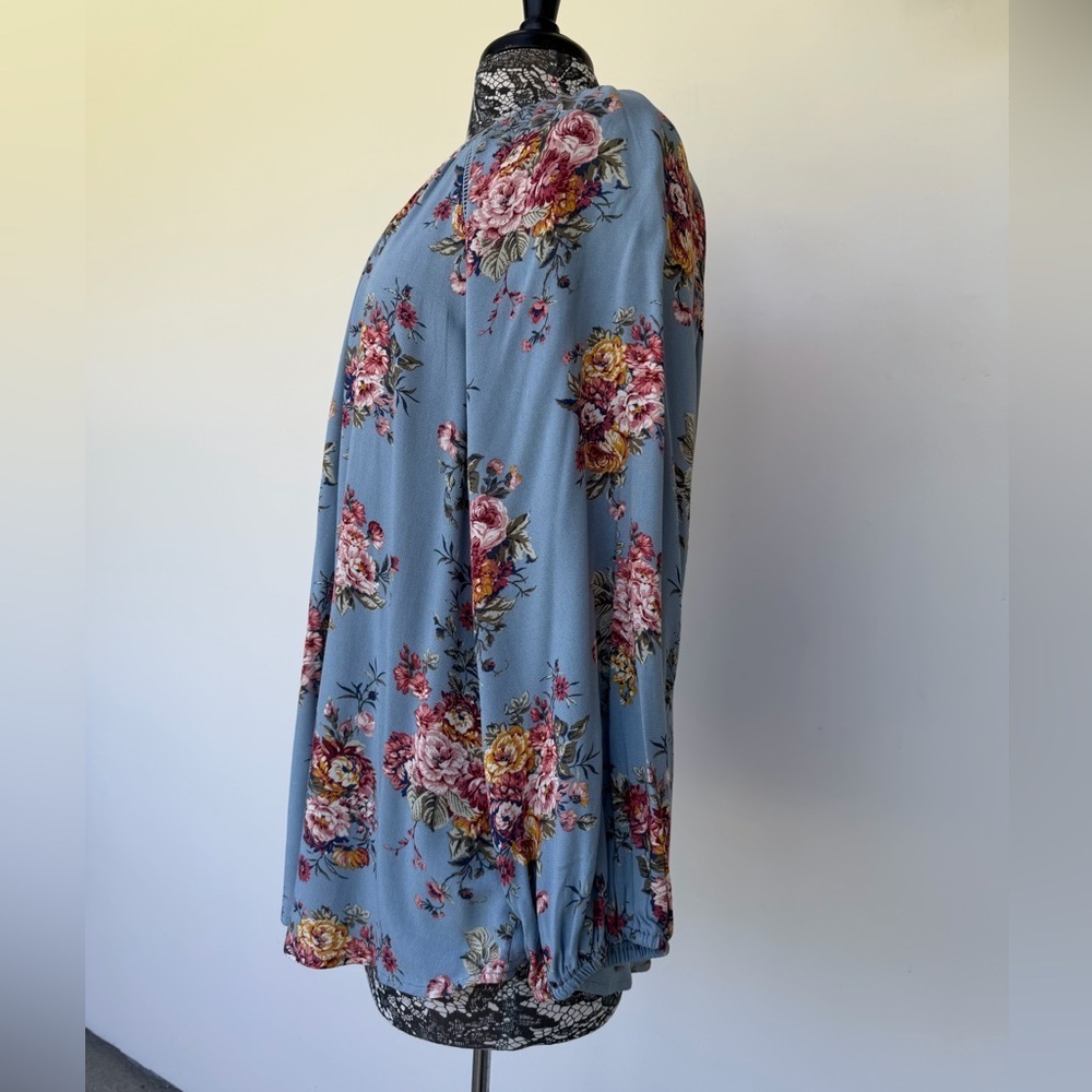 Blue Floral Peasant Blouse - Picture 3 of 4